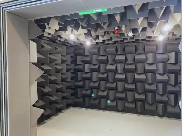 Soundproofing and acoustics for labs and testing facilities 